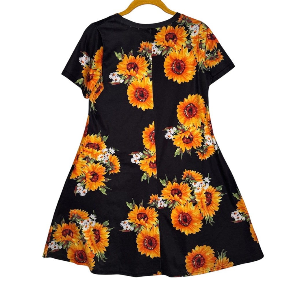 Boutique Sunflowers on Black Background T-shirt Dress | Size Small - Picture 4 of 6